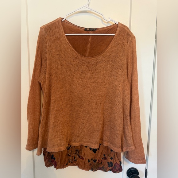 Tops - Rust Knit Long-Sleeve Women's Top